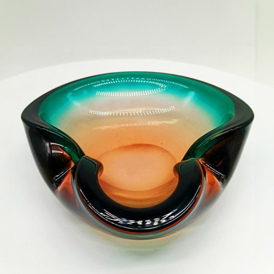 Image 1 of 1960s big ashtray or Catch-all in Murano Glass attributed to Flavio Poli for Seguso. Made in Italy.