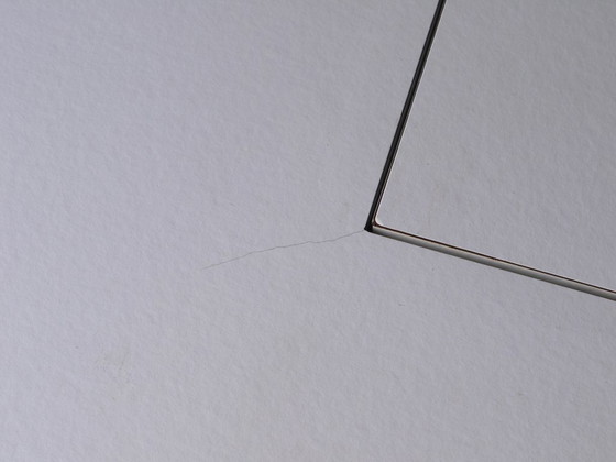 Image 1 of Minimalistischer skulpturaler Couchtisch