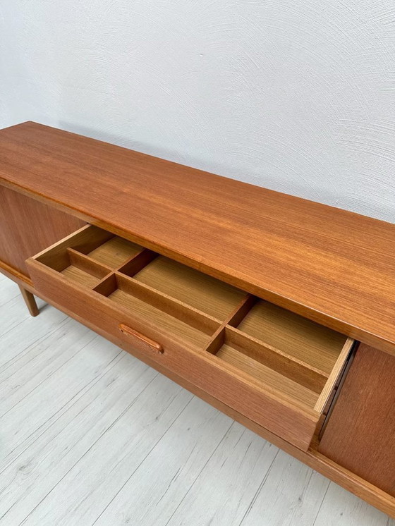 Image 1 of Grande credenza danese vintage di metà secolo in teak anni '60