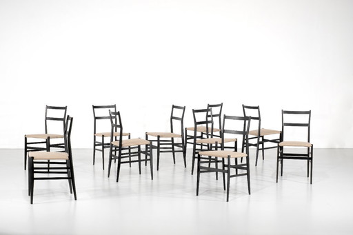 Sedie "Superleggera" in legno di Gio Ponti per Cassina, Italia, 1957