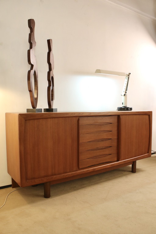 Danish sideboard Design Johannes Andersen Edition Dyrlund