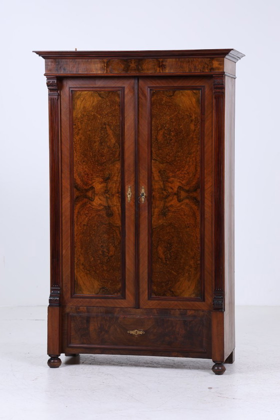 Image 1 of Bellissimo guardaroba in stile guglielmino | antico armadio a cassetti guardaroba retrò armadio portabiancheria in legno #05-98