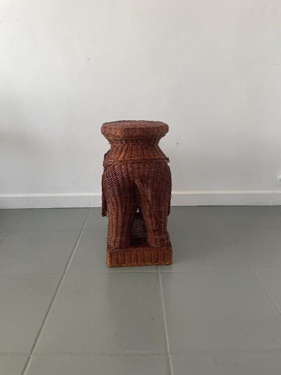 Image 1 of Tavolino vintage a forma di elefante degli anni '70.