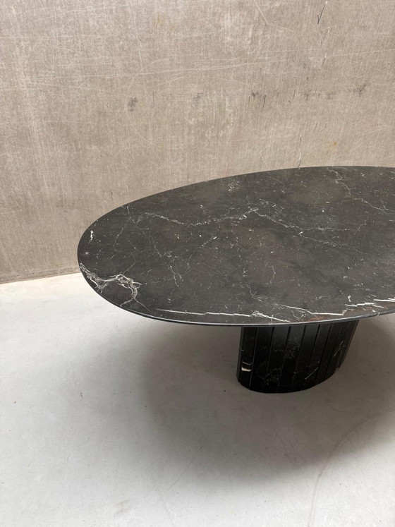 Image 1 of Vintage Nero Marquina Ovale Marmeren Eettafel