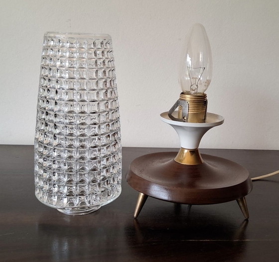 Image 1 of Vintage tafellamp met glazen reliëf kap jaren 60