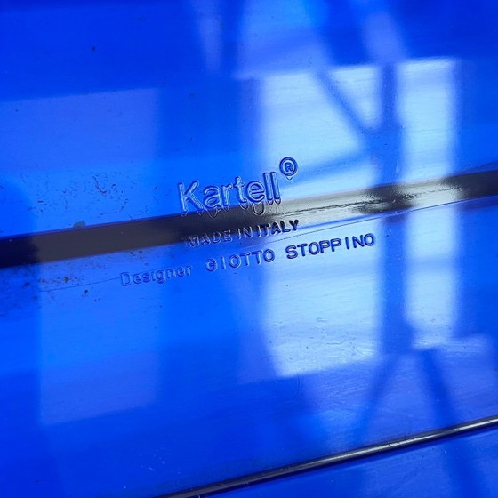 Image 1 of Portariviste in Lucite blu di Giotto Stoppino per Kartell, anni '70