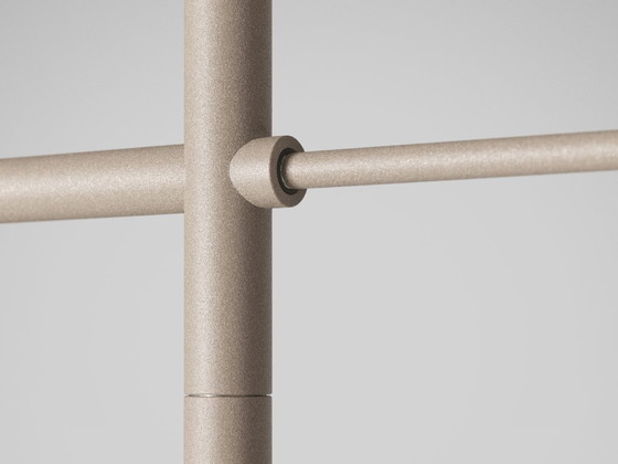 Image 1 of JAPTH KingPin Pendelleuchte mit 3 schwenkbaren Strahlern und Armen in Weiß