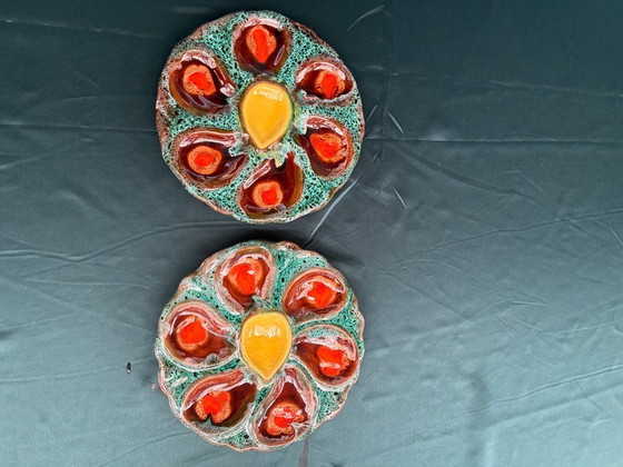 Image 1 of Vallauris barbotine 1x oesterschaal en 8x oesterborden