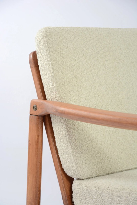 Image 1 of BZ fauteuils in lichtbeige bouclé