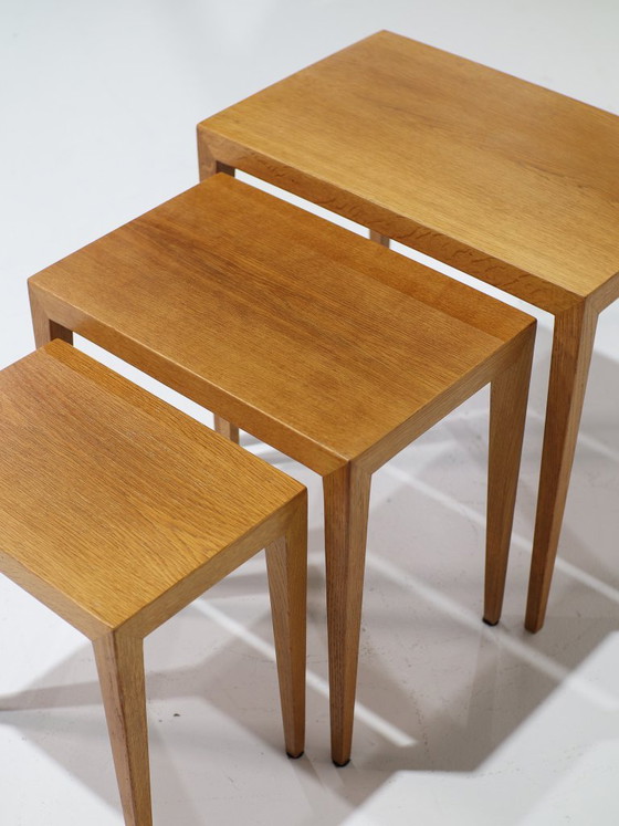 Nesting tables mesas auxiliares de roble Severin Hansen Danés 1960s, Hansen (Severin), Madera, Marrón, Vintage (foto 7 de 13)