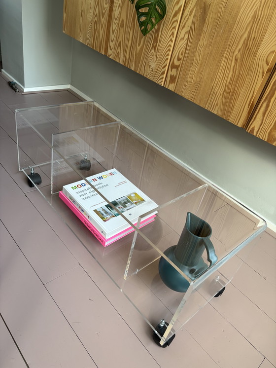 Image 1 of Mobile TV vintage in plexiglass