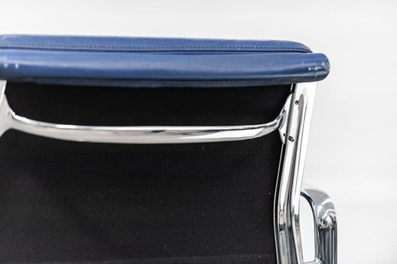 Image 1 of Vitra Ea208 Soft Pad Vergaderstoel