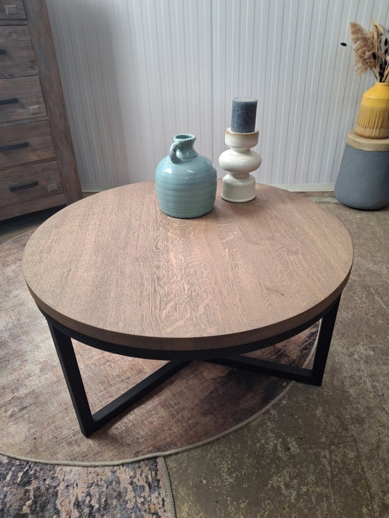 Image 1 of Robust coffee table made of solid oak and metal base