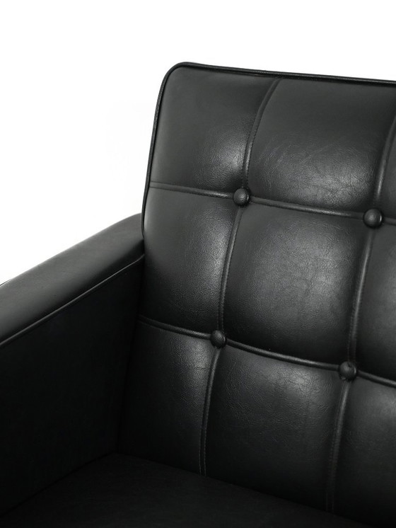 Image 1 of Poltrona svedese AB Futura in teak e similpelle