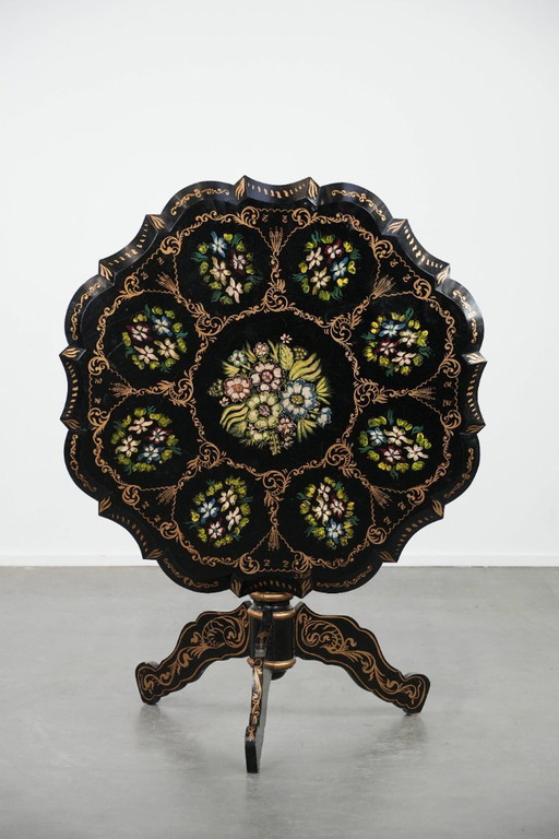 Antique English hand-painted floral tilt-top table from the late 19th century