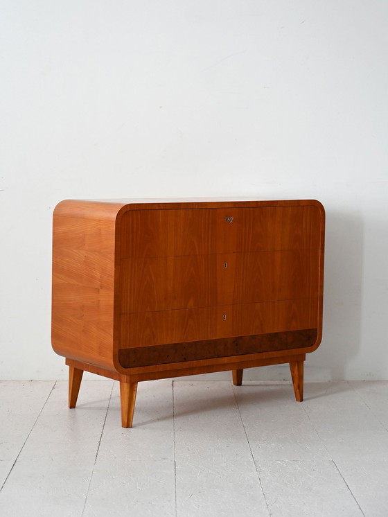 Image 1 of Cómoda sueca de chapa de olmo de los años 40