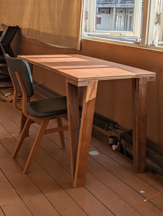 Unique handmade Desk, solid wood legs, Handgemaakt, Brown, Minimalisme (photo 2 of 6)