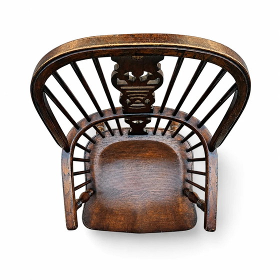 9 x RAC / Royal Antique Collection / Poltrone Windsor in rovere con schienale a ruota / Anni '80 (photo 13 of 29)