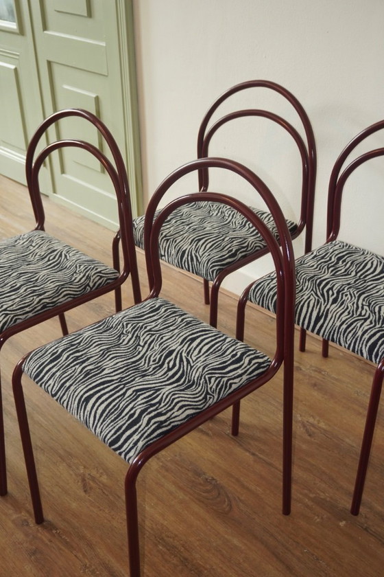 Image 1 of Italienische Design-Esszimmerstühle aus den 80er/90er Jahren