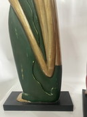 Conjunto de 2 figuras decorativas em madeira