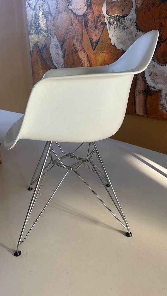 Image 1 of 6x Vitra Eames Dar Stühle (weiß)