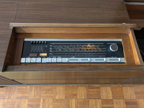 Image 1 of Grundig Radiomeubel Kast vintage della metà del secolo