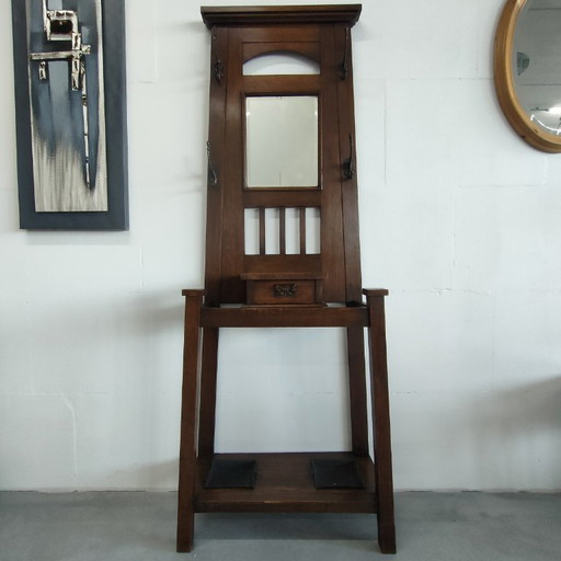 Antico appendiabiti da sala Arts & Crafts (1908)