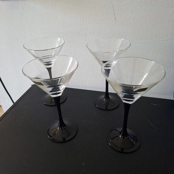Image 1 of 4 verres à martini Luminarc vintage.