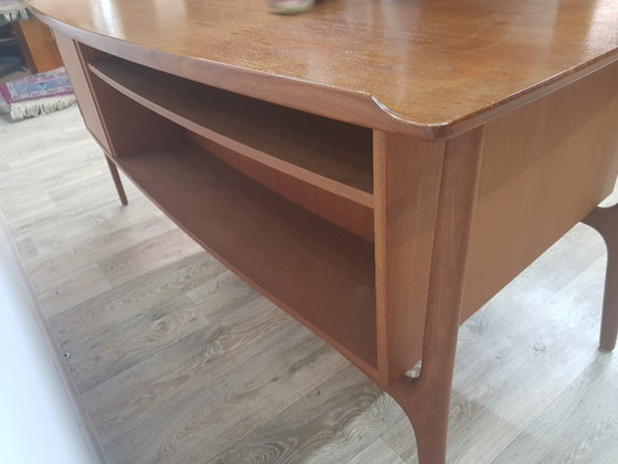 Image 1 of Bureau en teck, conçu par Svend Aage Madsen pour H.P. Hansen, Danemark, années 1960