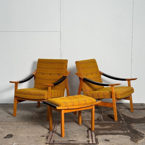 Coppia di poltrone con pouf di László Heczendorfer, anni '60 — Design ungherese