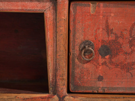 Antikes bemaltes niedriges Sideboard aus Kiefernholz - China, ca. 1930 – Iron (photo 40 of 40)