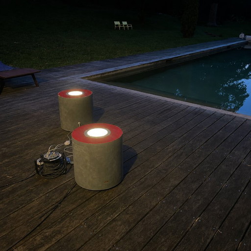 Illuminated Outdoor Tables or Stools – tafellampen, Iron