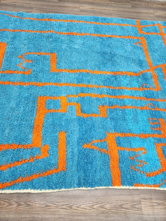 Großer marokkanischer Teppich aus Naturwolle, Maße 250x150 cm, handgefertigt. – Teppiche & Läufer, Wool (photo 7 of 20)