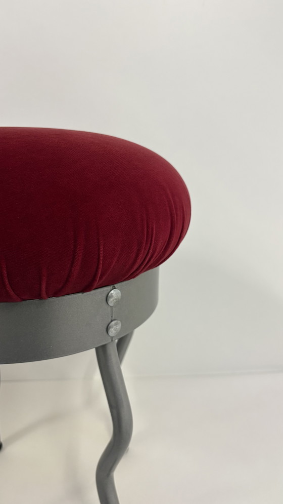 Image 1 of Sgabello di design vintage IKEA URI Memphis Style con gambe ondulate grigie Disegnato da Per Ivar Ledang 1995