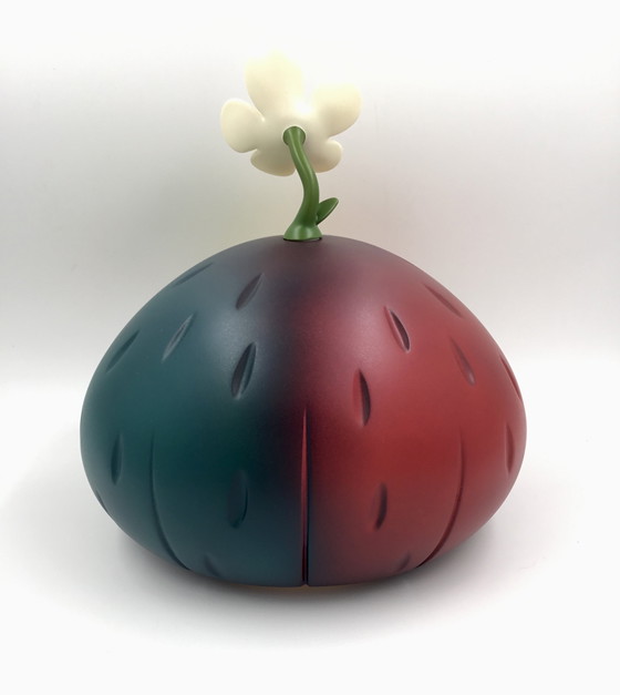 Image 1 of Vase/Objet design : Happy Go Lucky - Yosuke Ueno - Édition limitée : 64/150 - 2021.