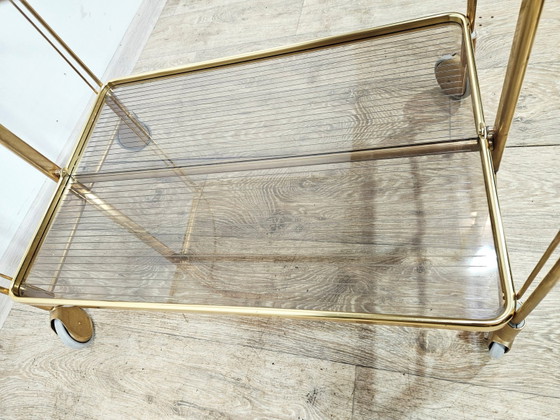 Desserte pliante Mid-Century Modern en laiton et verre acrylique nervuré, années 1960 – Brass (photo 8 of 17)