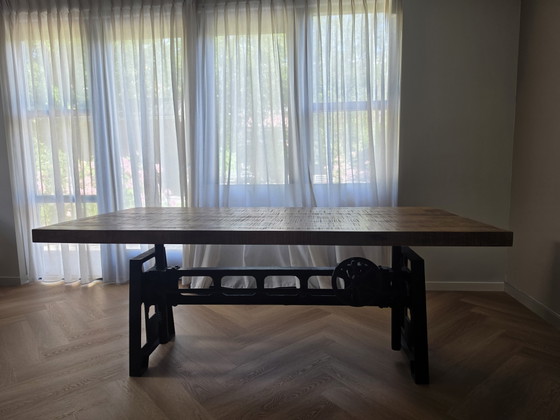 Image 1 of Table de salle à manger industrielle réglable, en bois de manguier et piètement en fonte !