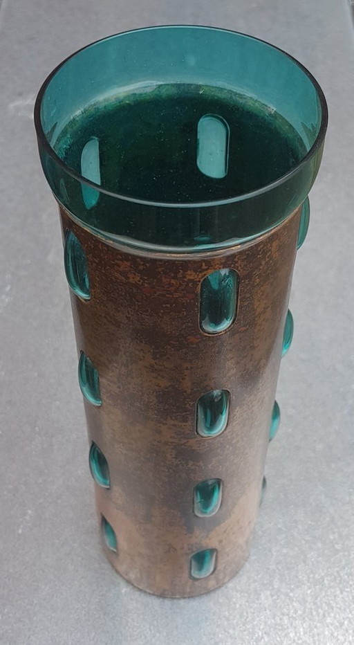 Vase en verre dans un boîtier en cuivre par Nanny Still pour Raak, 1970S