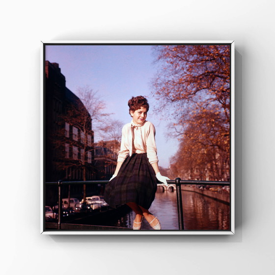 Image 1 of 1x  Ellen van Hemert op brugleuning, Amsterdam, 1959