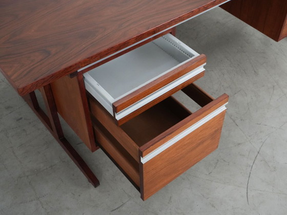 Image 1 of Bureau en palissandre, design danois, années 1970, production : Danemark