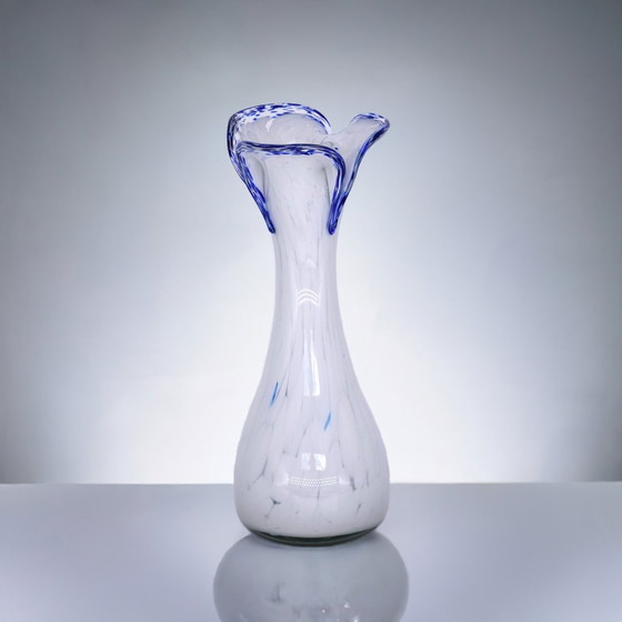 Image 1 of Handmade Mid - Century Modern Vase - Rare Murano Art Glass