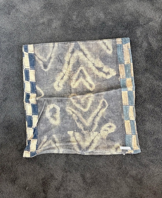 Image 1 of ML Fabrics | Luxus-Kissenbezug | 50x50 cm | Beige/Braun | 60% Baumwolle / 40% Viskose