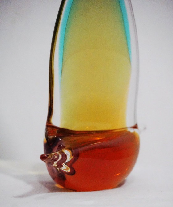 Image 1 of Vintage Murano stijl Sommerso kunstglazen sculptuur – Driekleurige vlam (23 cm)