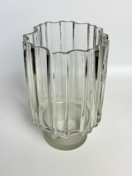 Vaso in cristallo Tapio Wirkkala Cogweel molto raro, 33 cm. Finlandia anni '60.