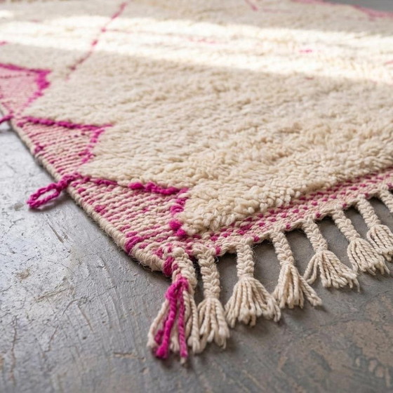 Magnífica alfombra bereber rosa hecha a mano en pura lana, 200x300 cm. – Aime Té, Wool (photo 2 of 8)