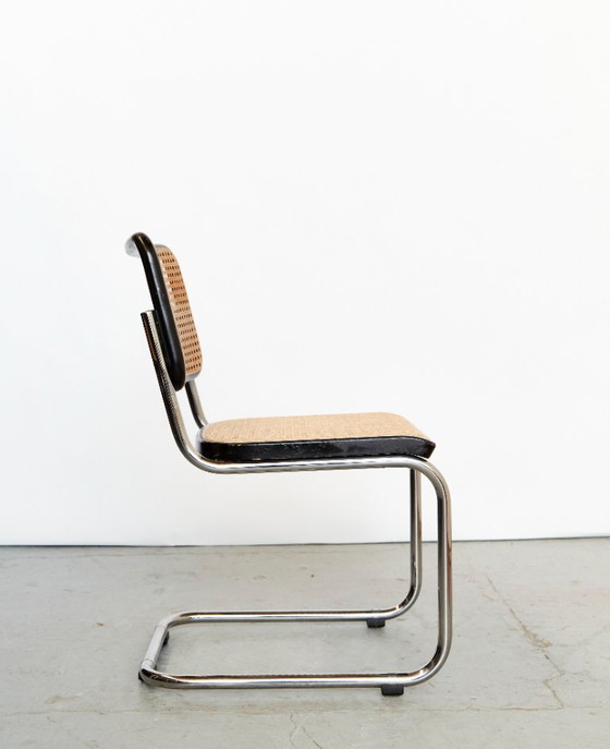 Image 1 of Cantilever S32-stoel van Marcel Breuer voor Thonet