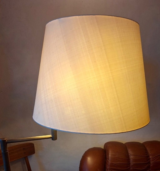 Walter von Nessen Brass Floor Lamp with Multi-Adjustable Swivel Arm and Uplight, USA 1960s