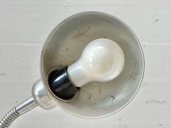 Image 1 of Vintage chromen tafellamp met flexibele arm, Italië, jaren 60.