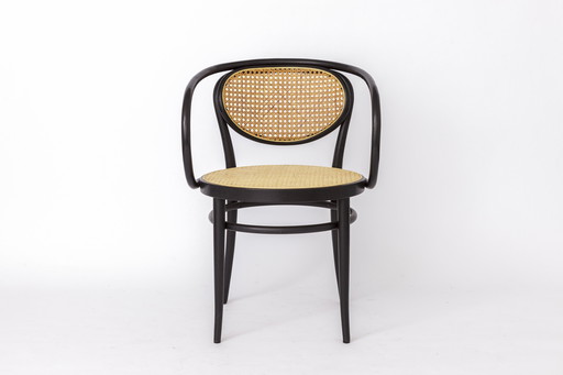 1 van 2 Unieke Thonet Fauteuil, Model 210 R - Zwart Gelakt Beuken met Vernieuwd Weens Weefsel