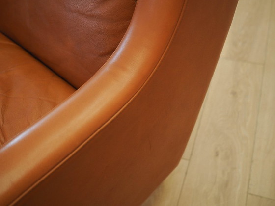 Image 1 of Oranje fauteuil, Deens design, jaren 70, gemaakt in Denemarken.